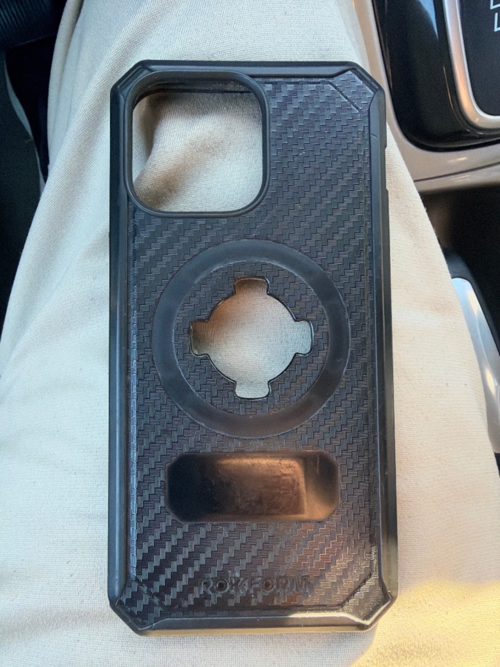Rockform iPhone 15max case